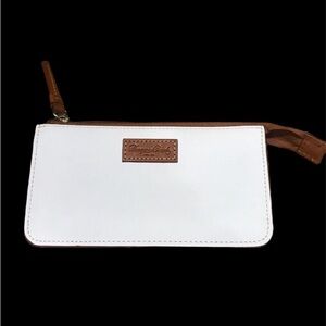 Dooney and Bourke White Leather Zipper Pochette Clutch Purse